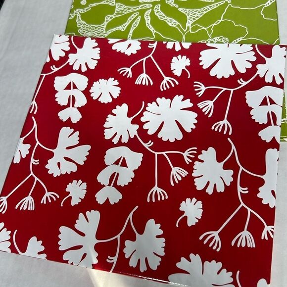 Green and Red Floral set of 2 Scrapbook Album 10 Pages 7”x7” NEW - Picture 2 of 6